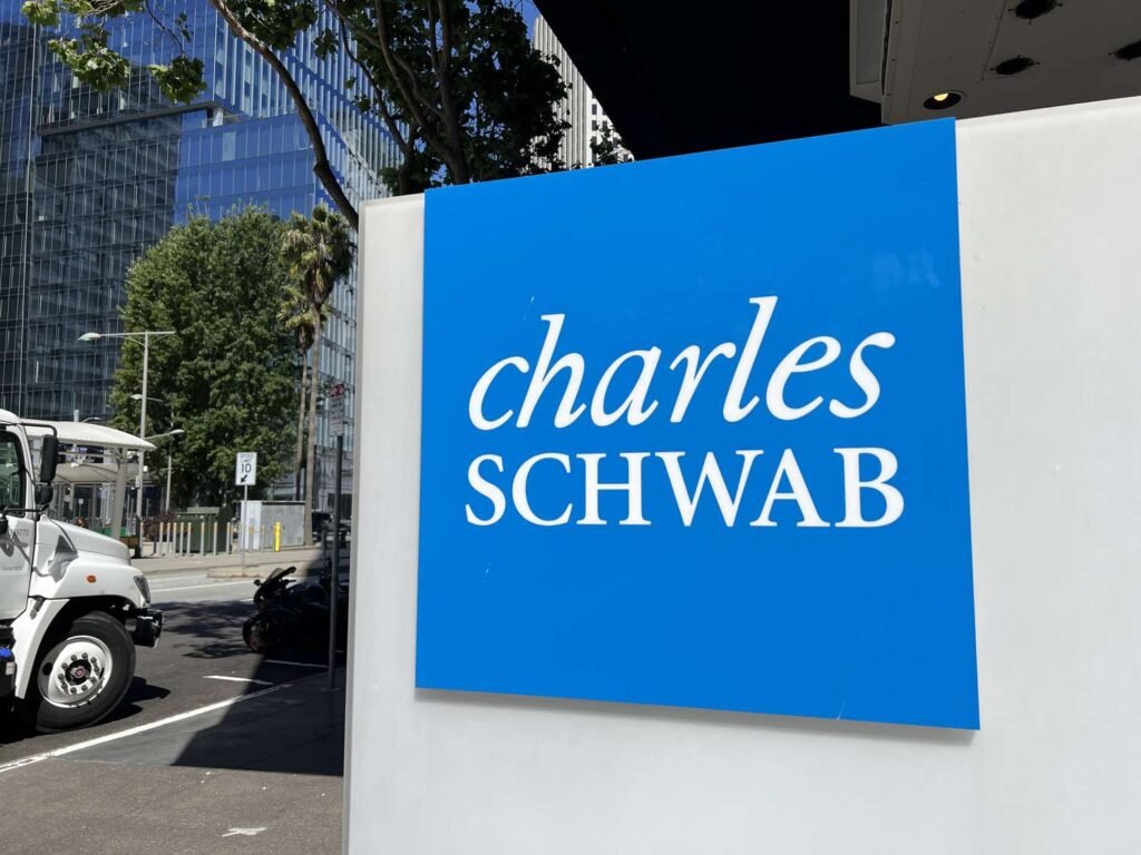 Charles Schwab Opens First India GCC in Hyderabad, Appoints Pradeep Menon as Managing Director Charles Schwab Opens First India GCC in Hyderabad, Appoints Pradeep Menon as Managing Director